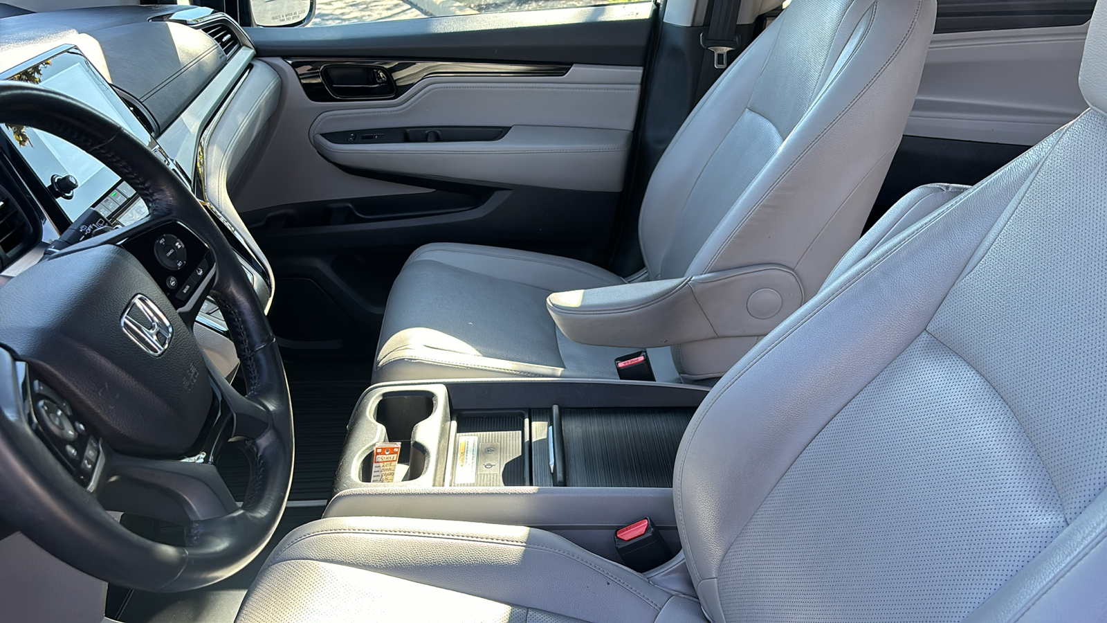 2018 Honda Odyssey Elite 26