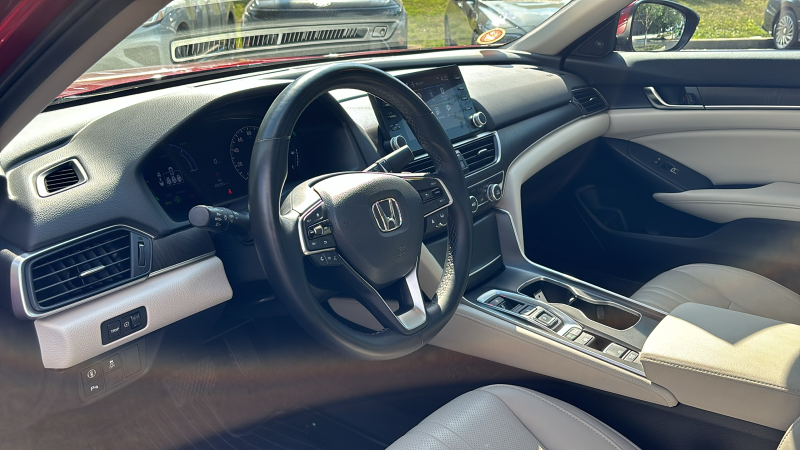 2022 Honda Accord Hybrid EX-L 32