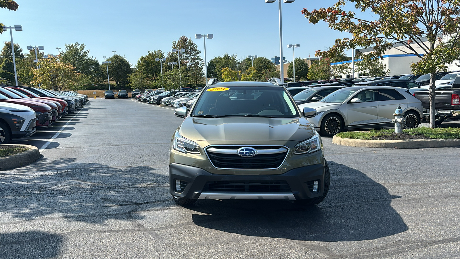 2021 Subaru Outback Touring XT 2