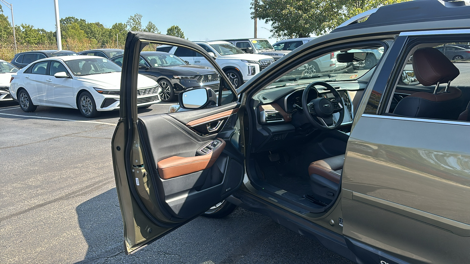 2021 Subaru Outback Touring XT 11