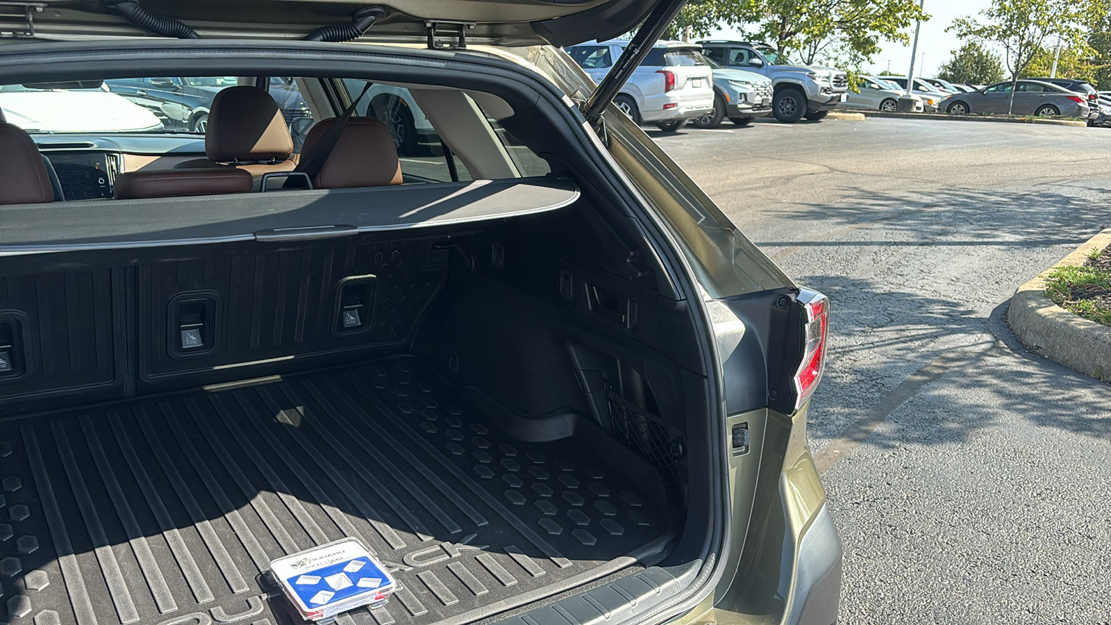 2021 Subaru Outback Touring XT 39