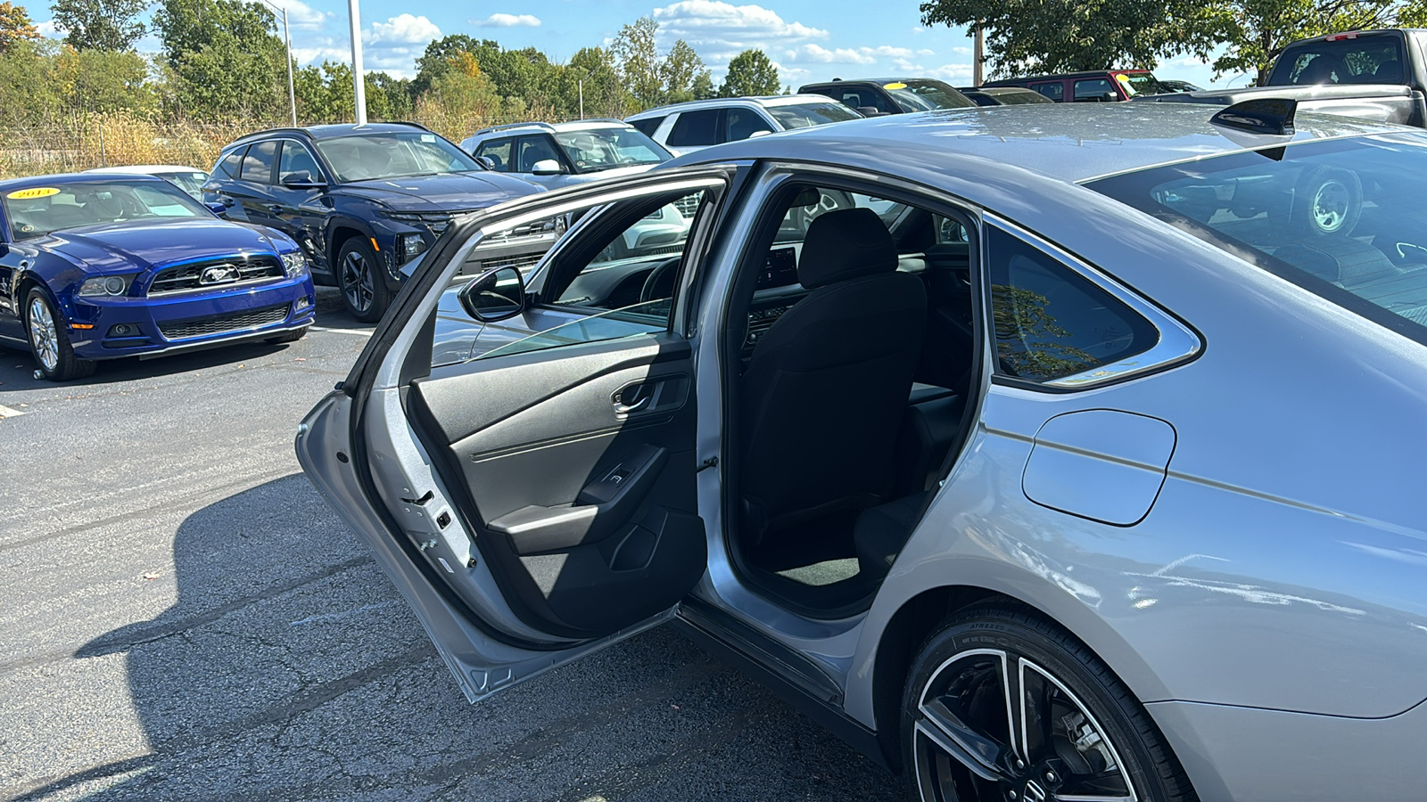 2023 Honda Accord Hybrid Sport 32