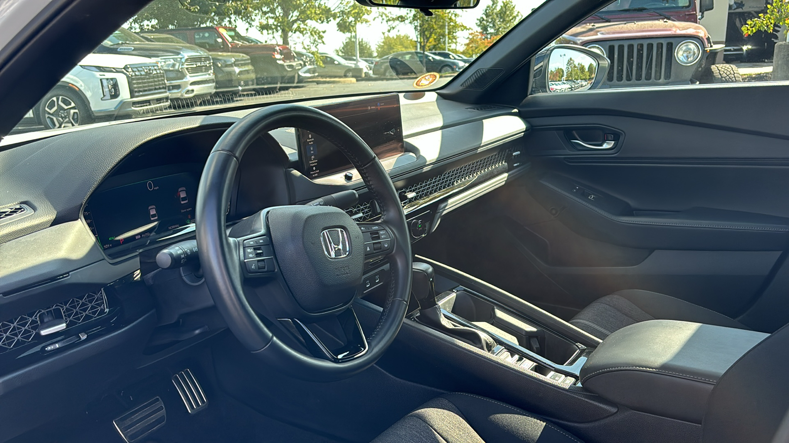 2023 Honda Accord Hybrid Sport 31