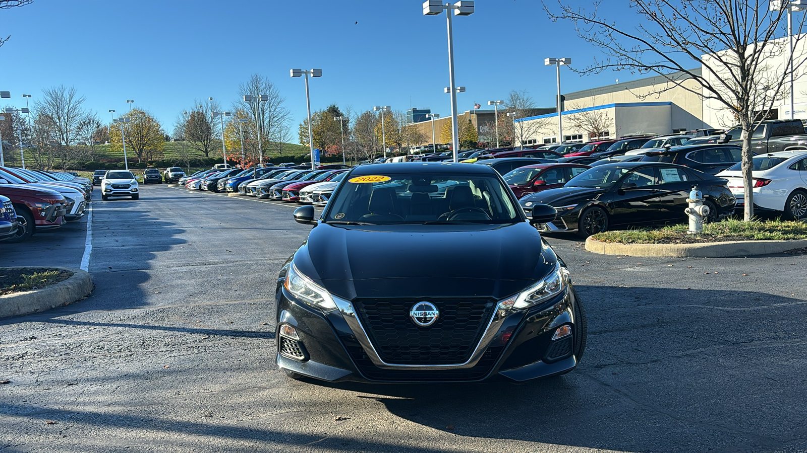 2022 Nissan Altima 2.5 SR 2