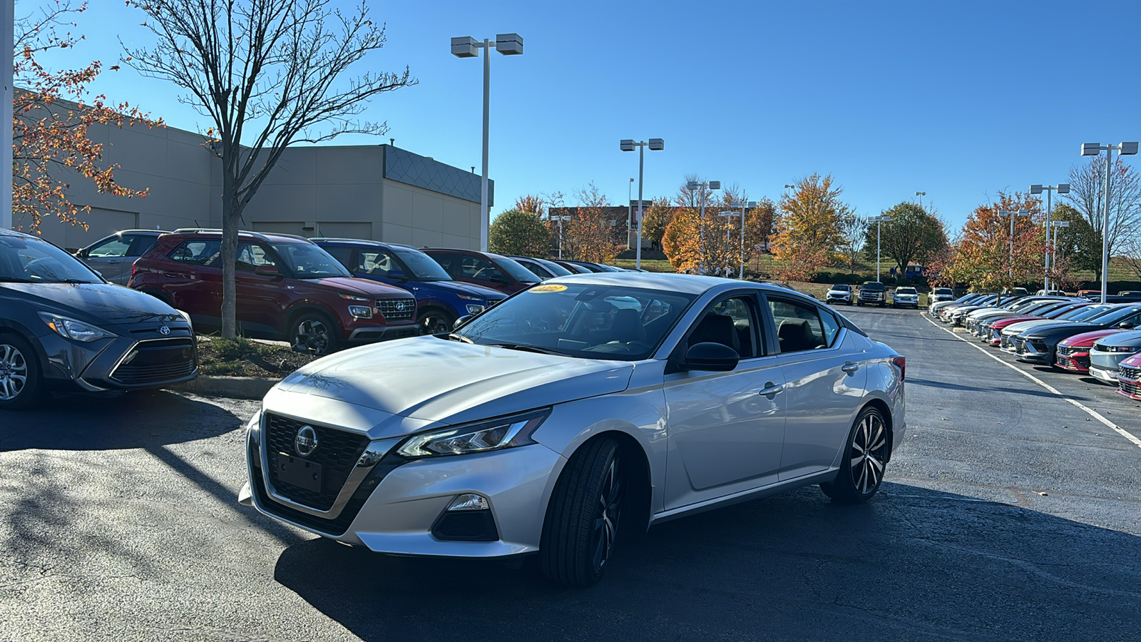 2022 Nissan Altima 2.5 SR 3