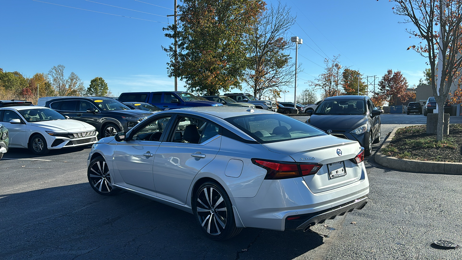 2022 Nissan Altima 2.5 SR 5