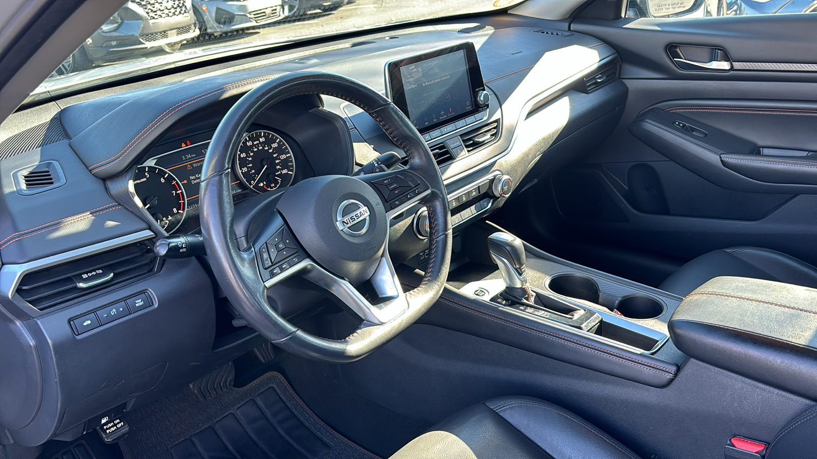 2022 Nissan Altima 2.5 SR 29