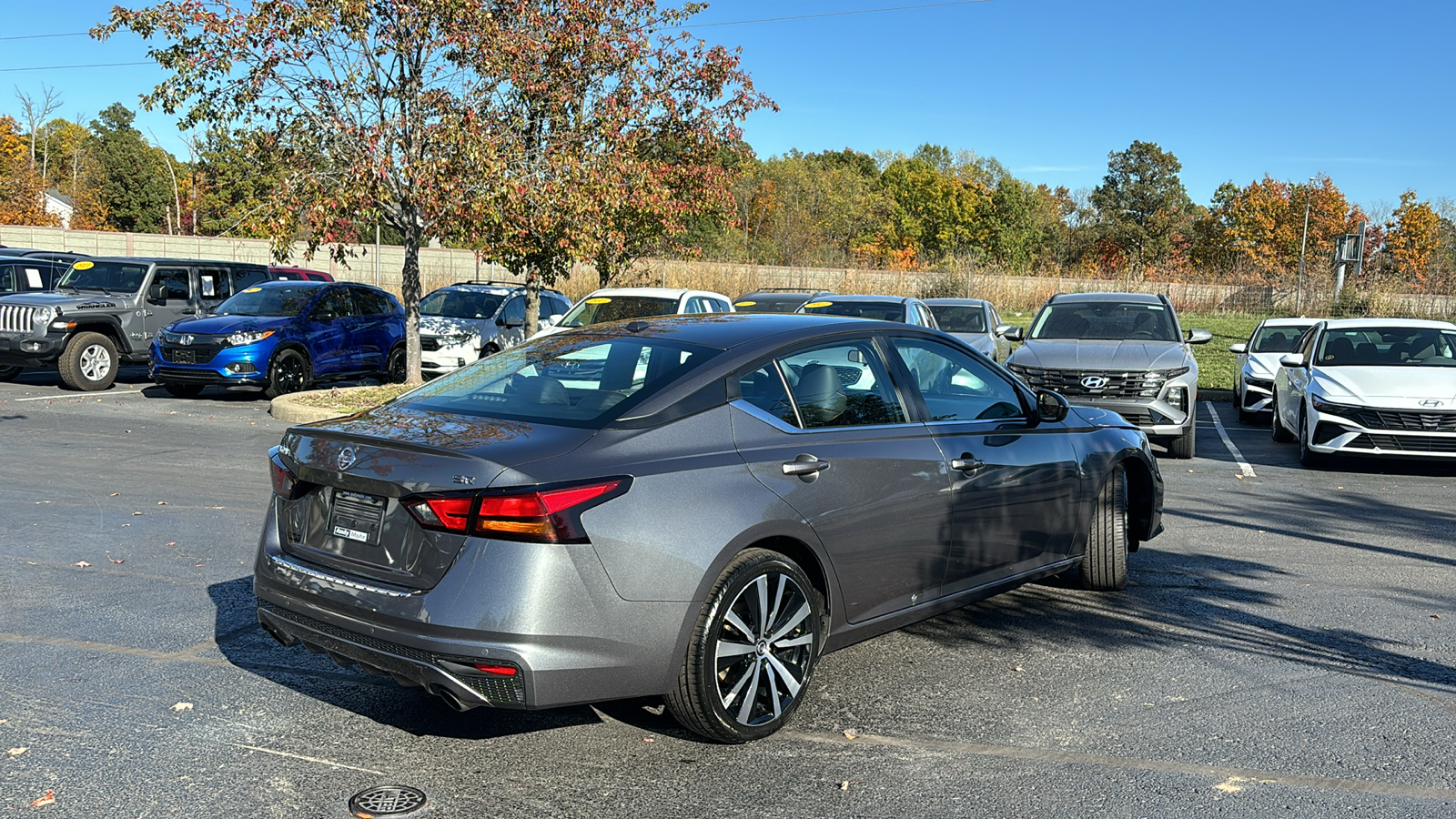 2022 Nissan Altima 2.5 SR 7