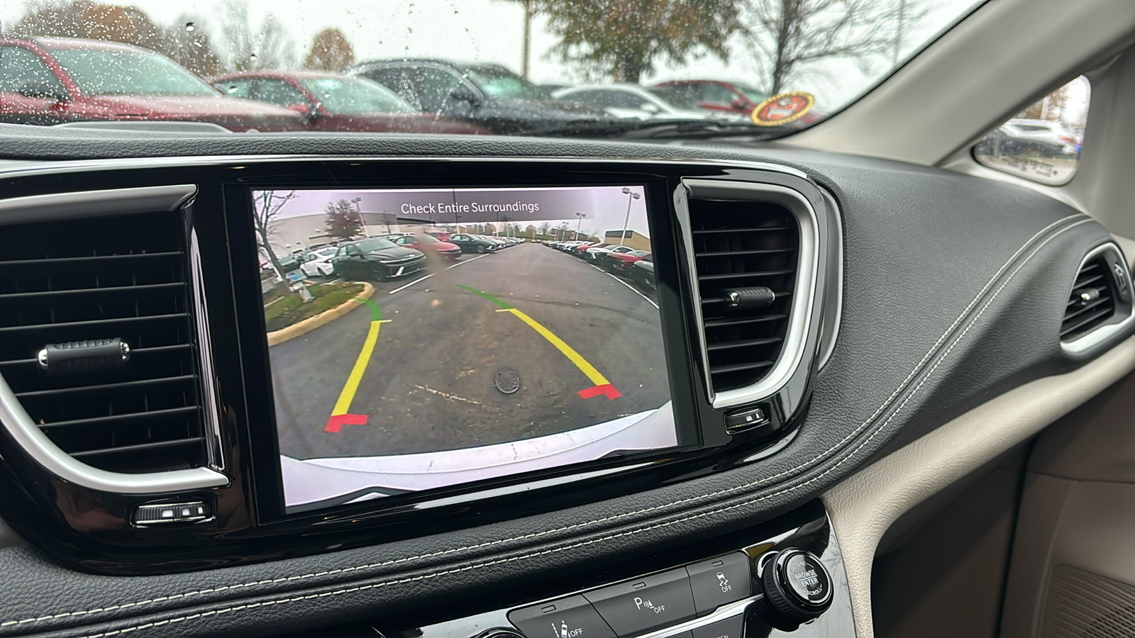 2022 Chrysler Pacifica Hybrid Touring L 23