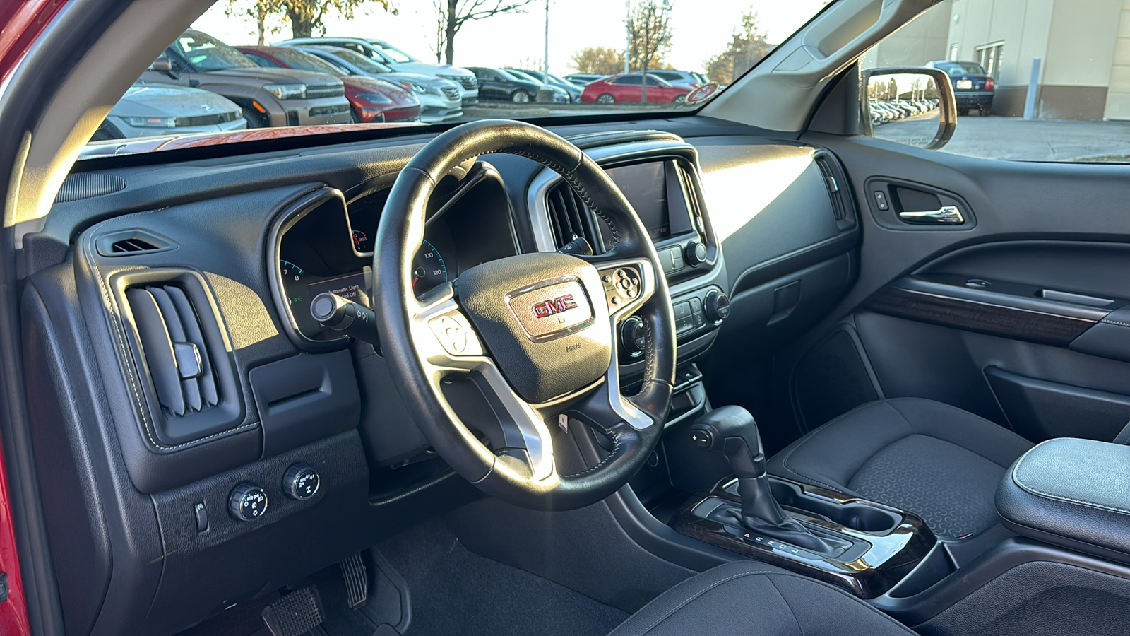 2020 GMC Canyon SLE1 24