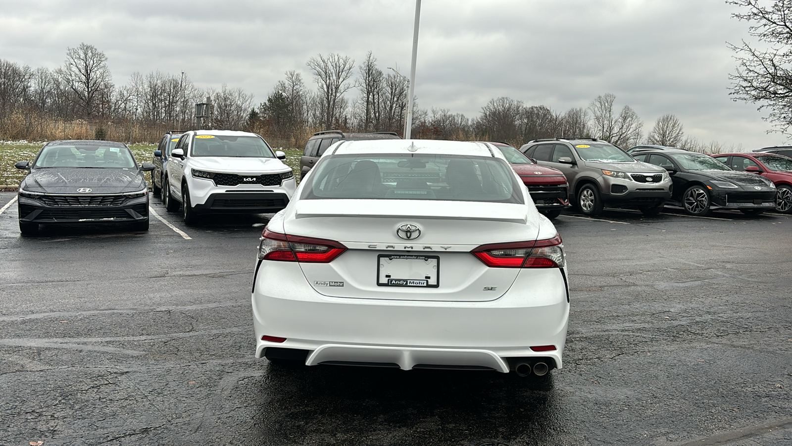 2023 Toyota Camry SE 6