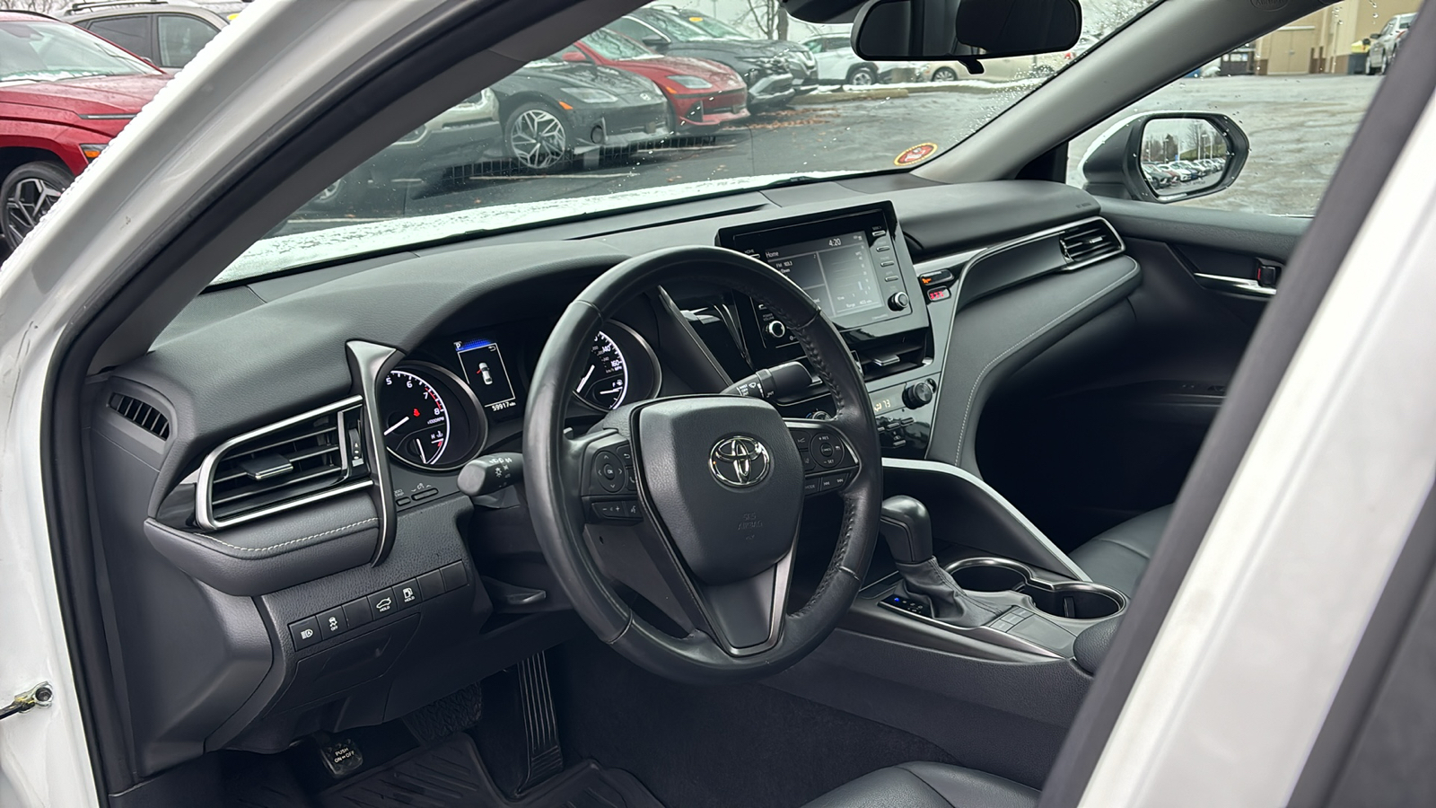 2023 Toyota Camry SE 27