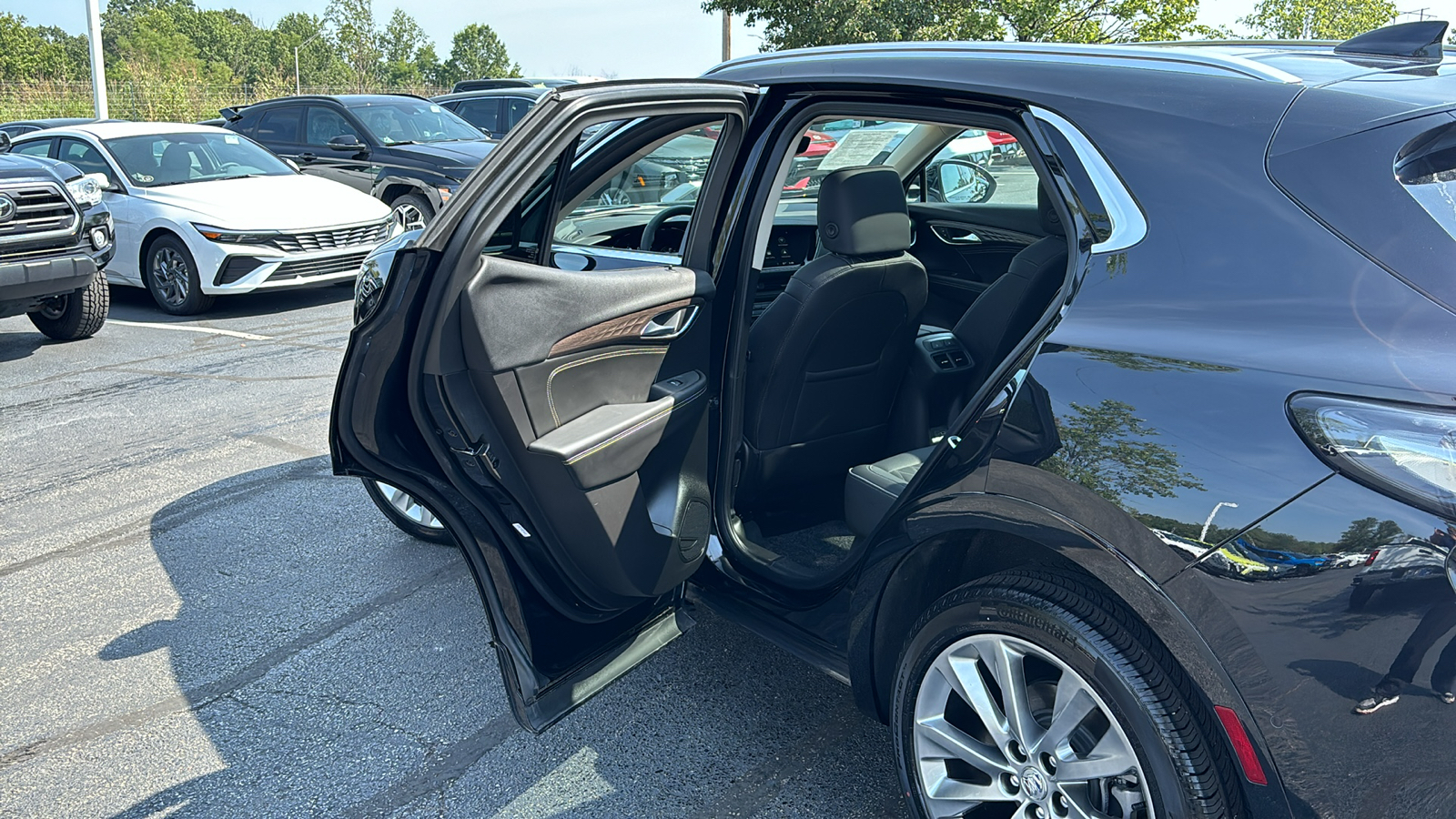 2023 Buick Envision Avenir 32