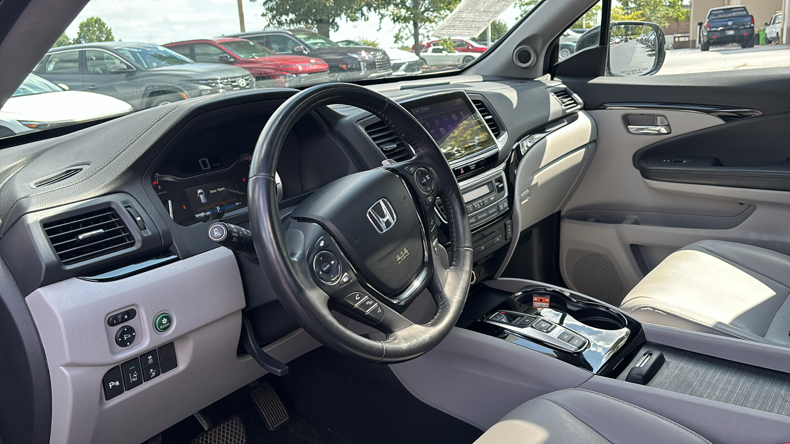 2017 Honda Pilot Touring 31