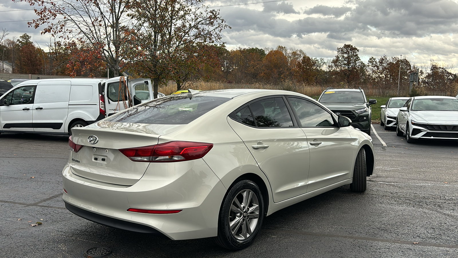 2017 Hyundai Elantra SE 7