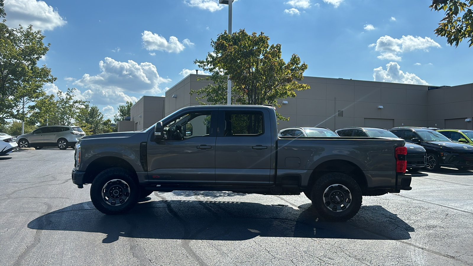 2023 Ford F-250SD Lariat 4