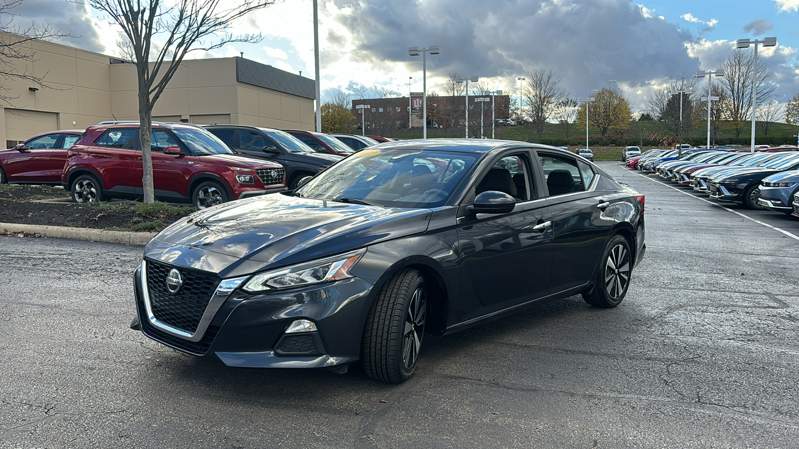 2022 Nissan Altima 2.5 SV 3