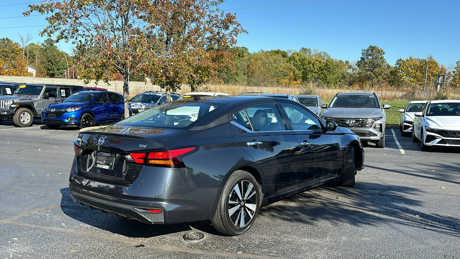 2022 Nissan Altima 2.5 SV 7