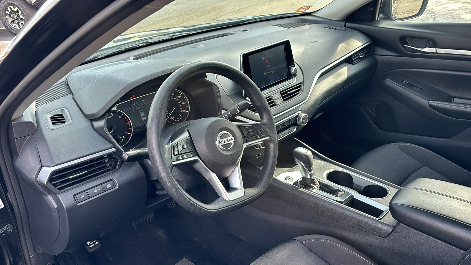 2022 Nissan Altima 2.5 SV 25