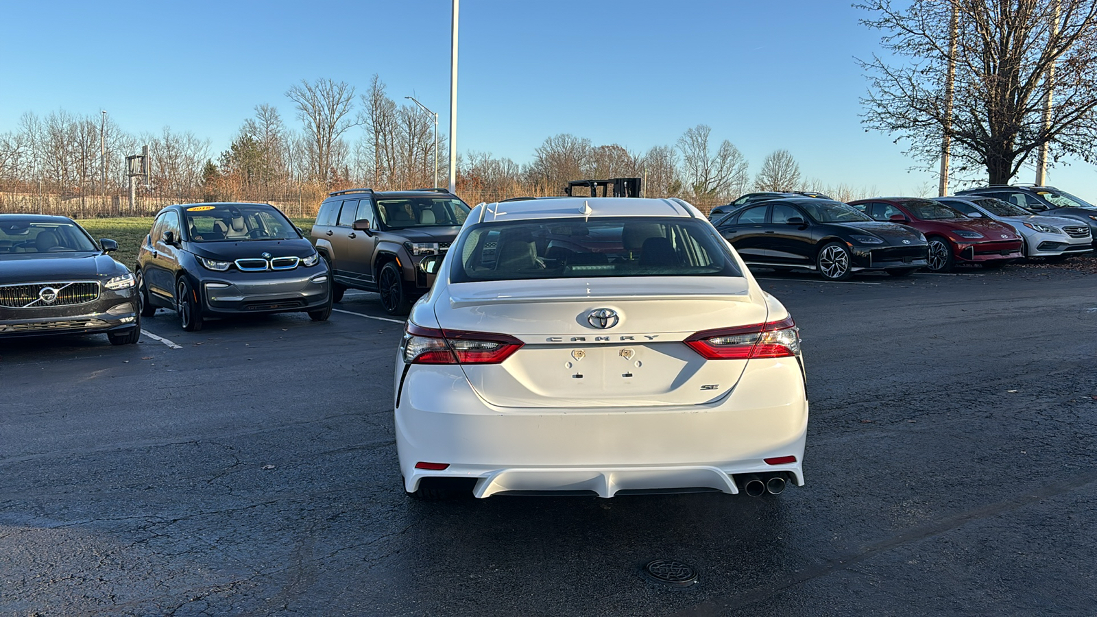 2023 Toyota Camry SE 6