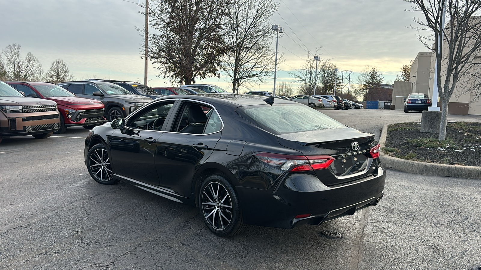 2023 Toyota Camry SE 5