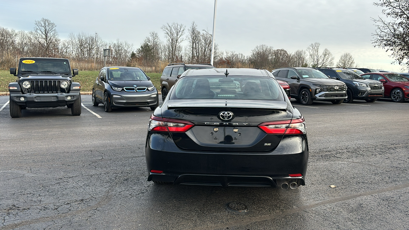 2023 Toyota Camry SE 6