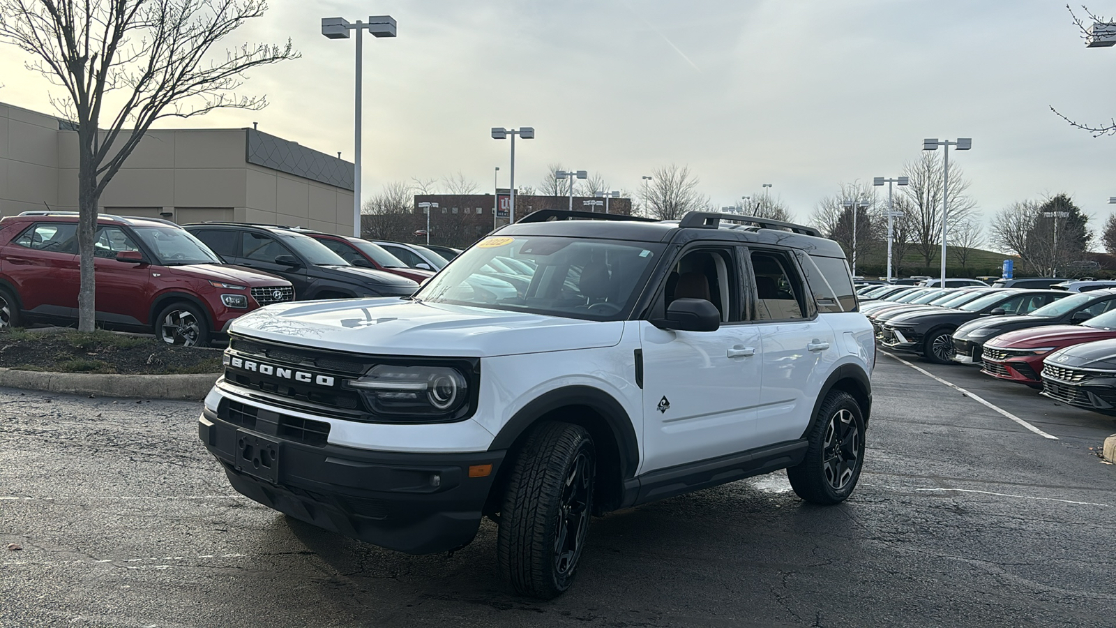 2022 Ford Bronco Sport Outer Banks 3