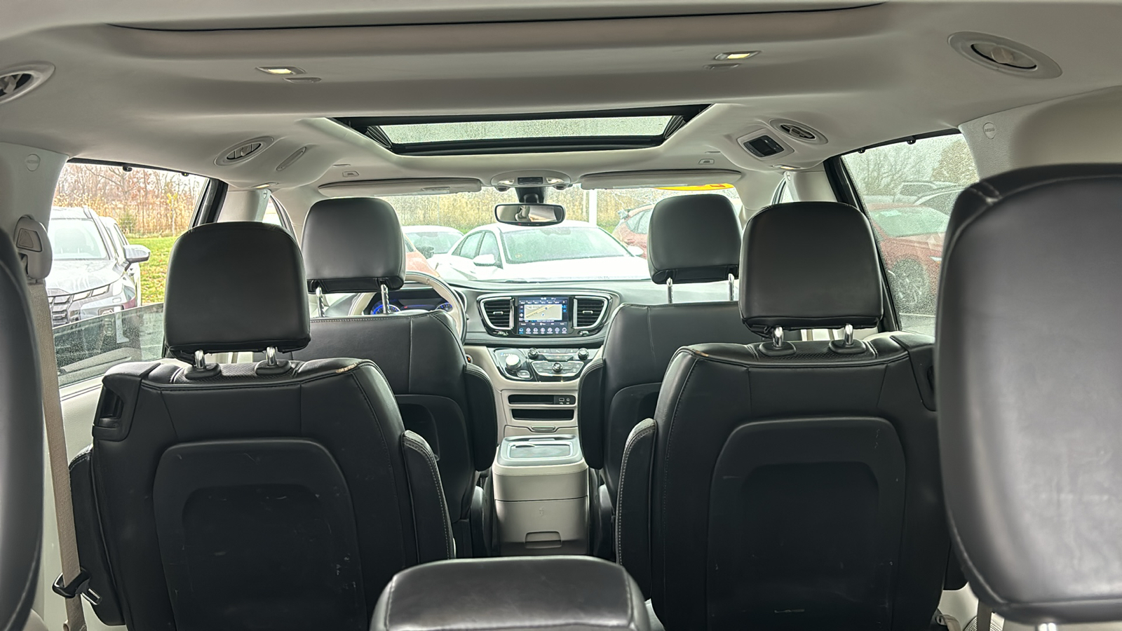 2019 Chrysler Pacifica Limited 36