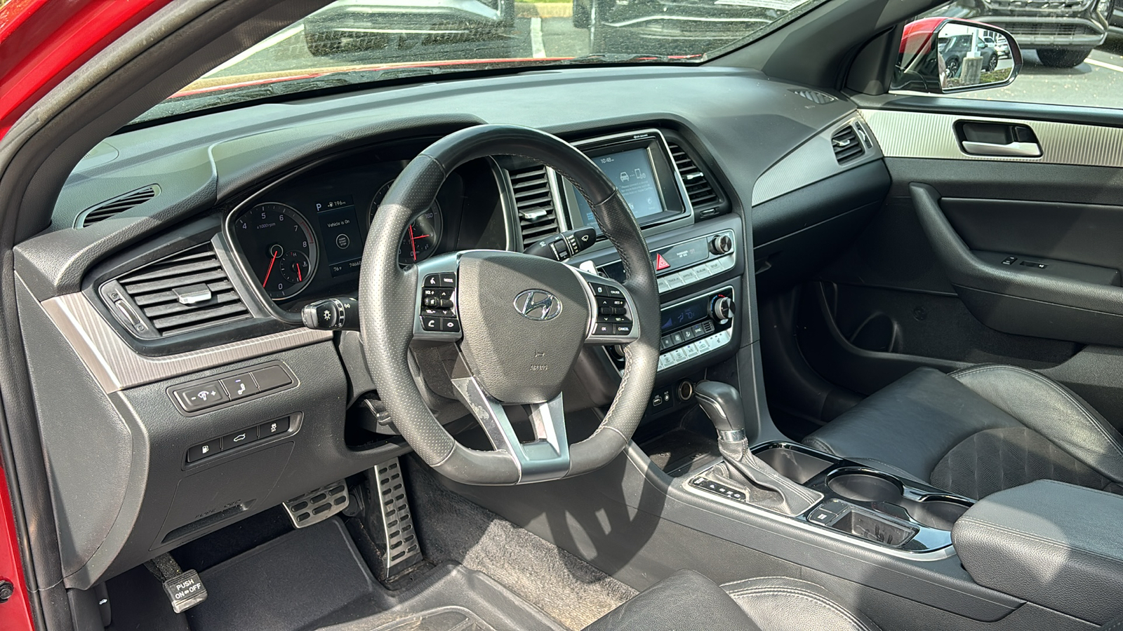 2019 Hyundai Sonata Sport 28