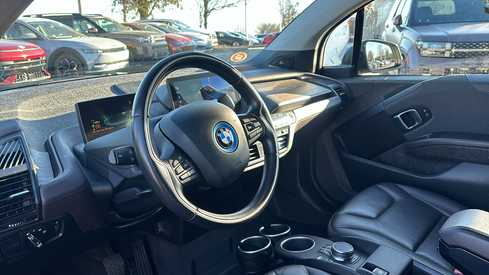 2018 BMW i3 94Ah w/Range Extender 27