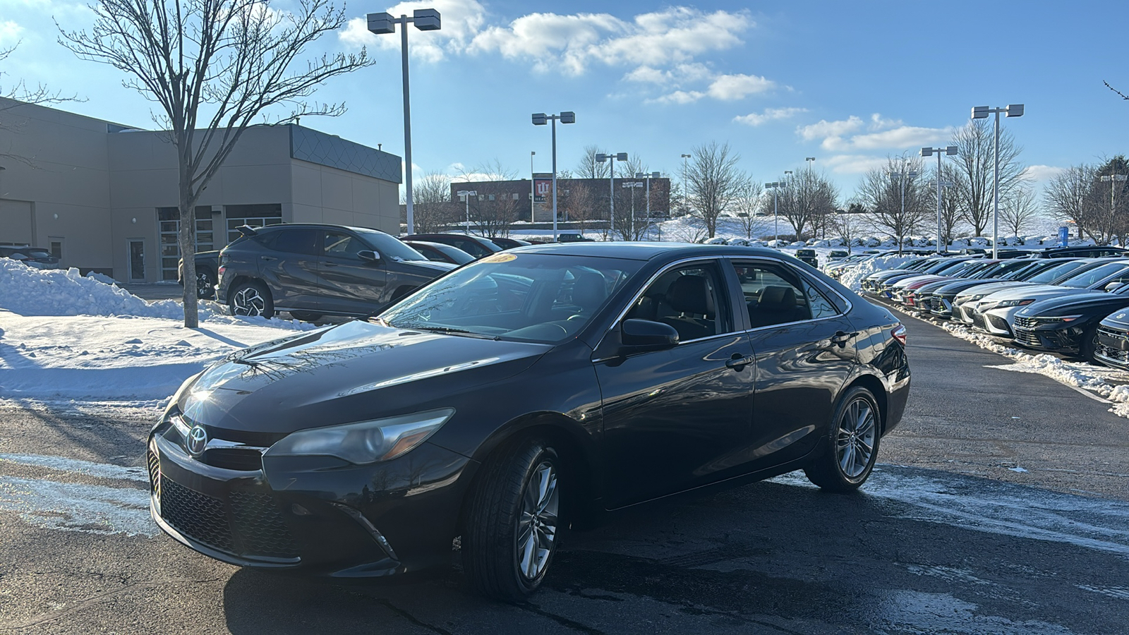 2015 Toyota Camry SE 3