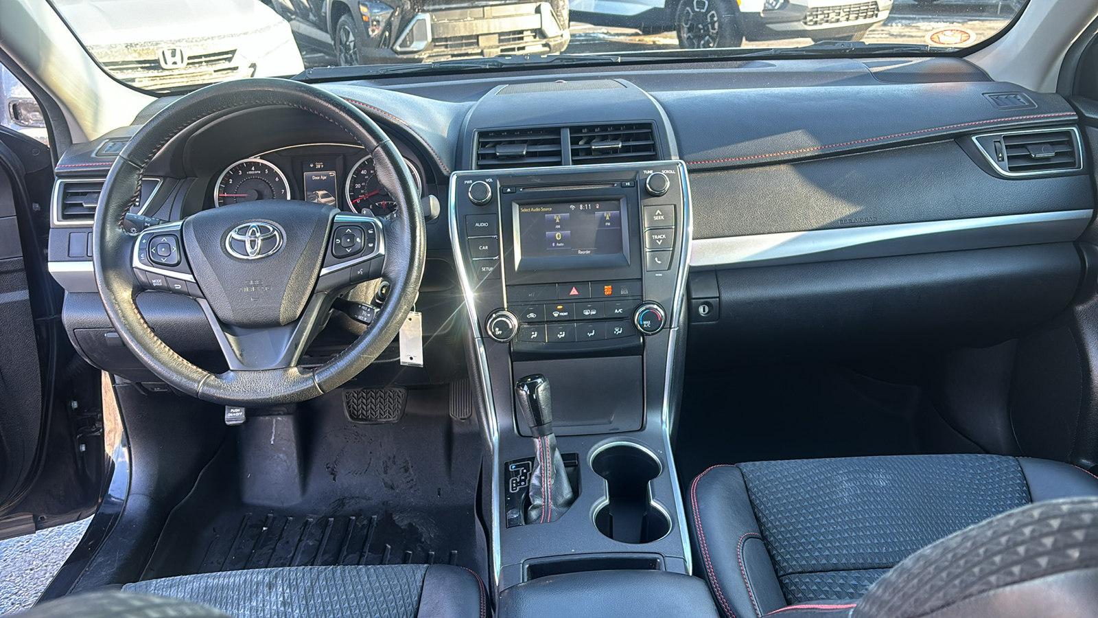 2015 Toyota Camry SE 13