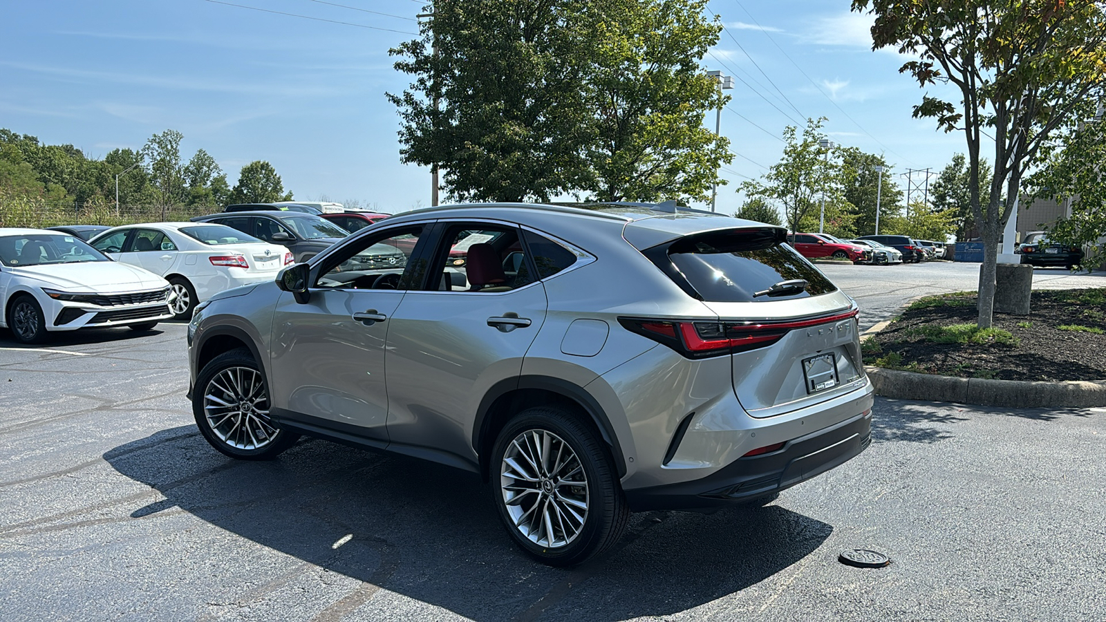 2022 Lexus NX 350h Luxury 5