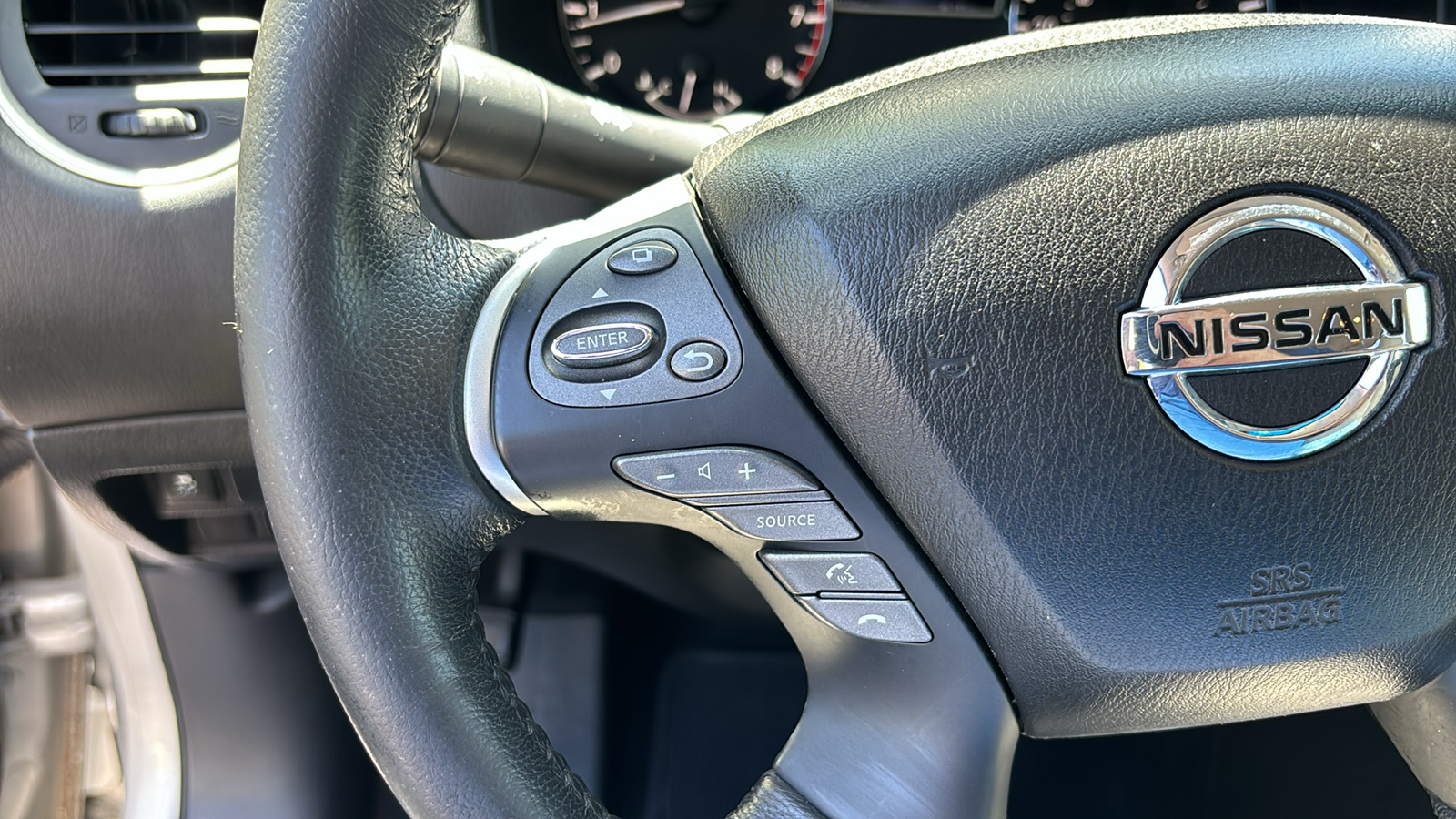 2016 Nissan Pathfinder SL 20