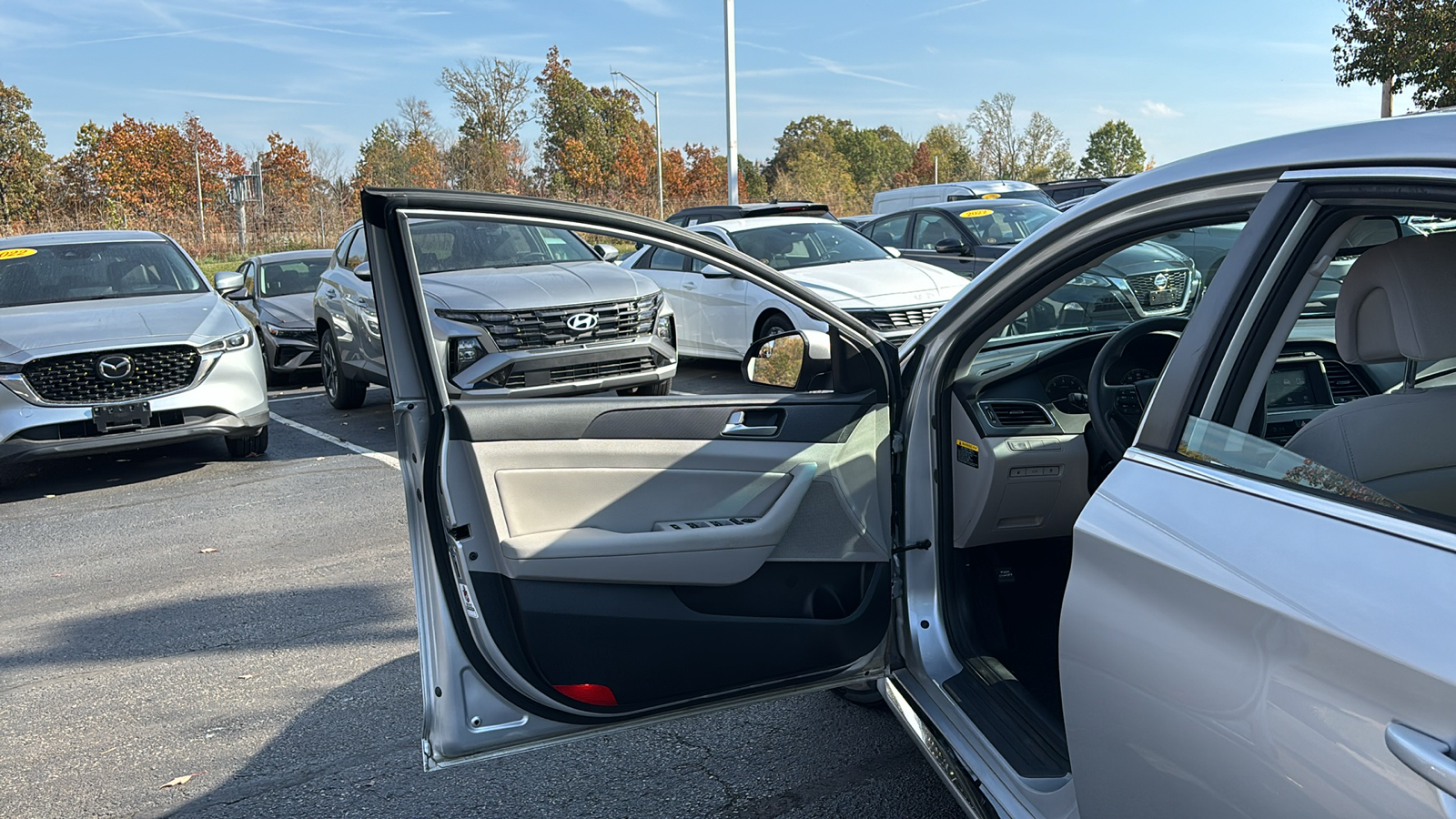 2016 Hyundai Sonata Base 12