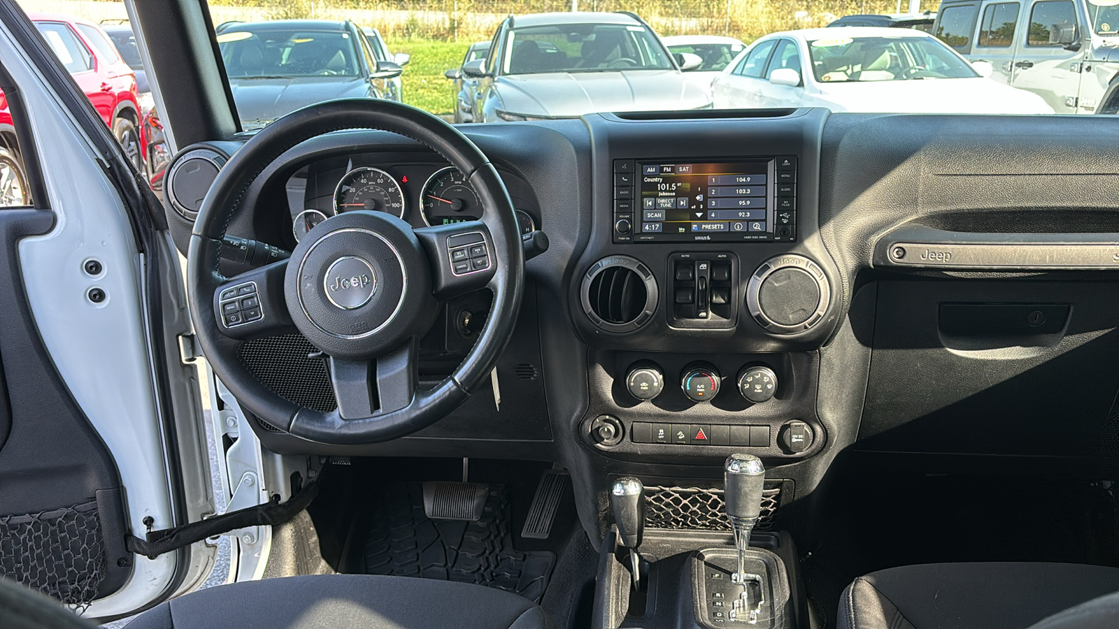 2016 Jeep Wrangler Unlimited Sport 14