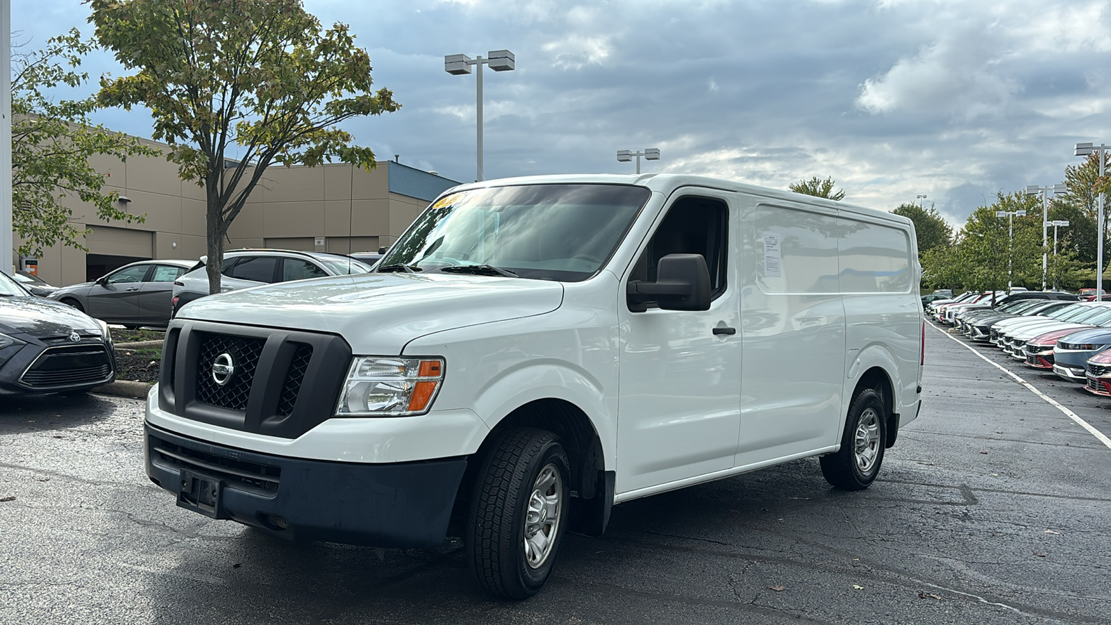 2015 Nissan NV2500 HD SV 3