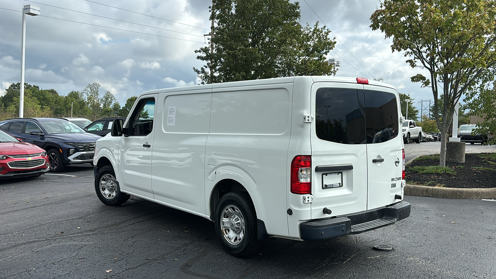 2015 Nissan NV2500 HD SV 5