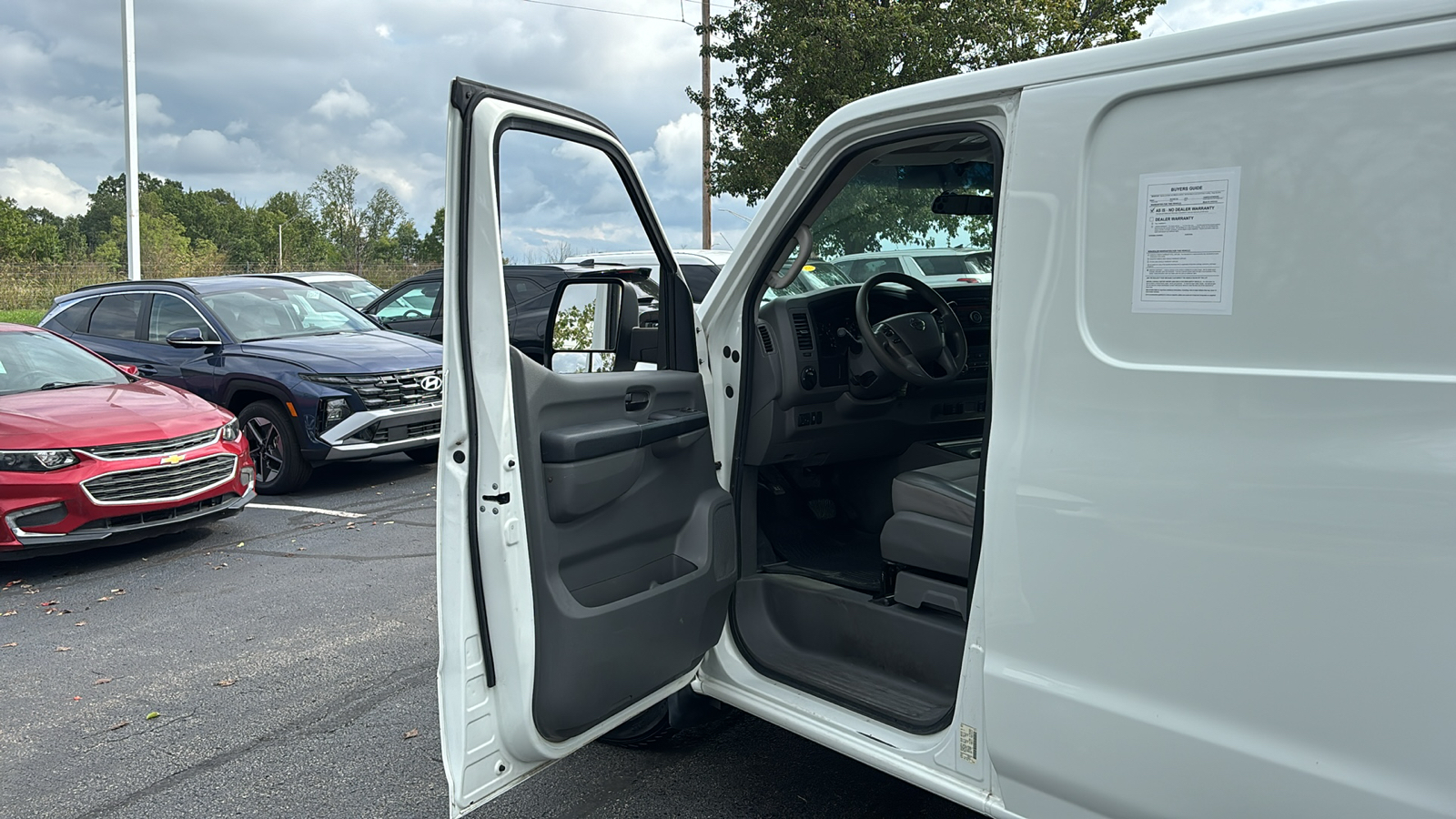 2015 Nissan NV2500 HD SV 11