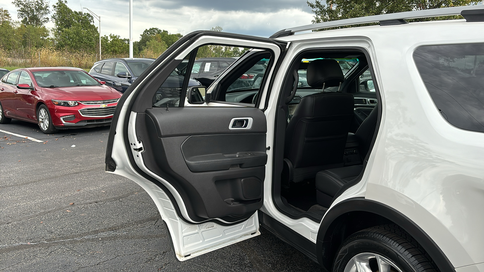 2015 Ford Explorer XLT 32