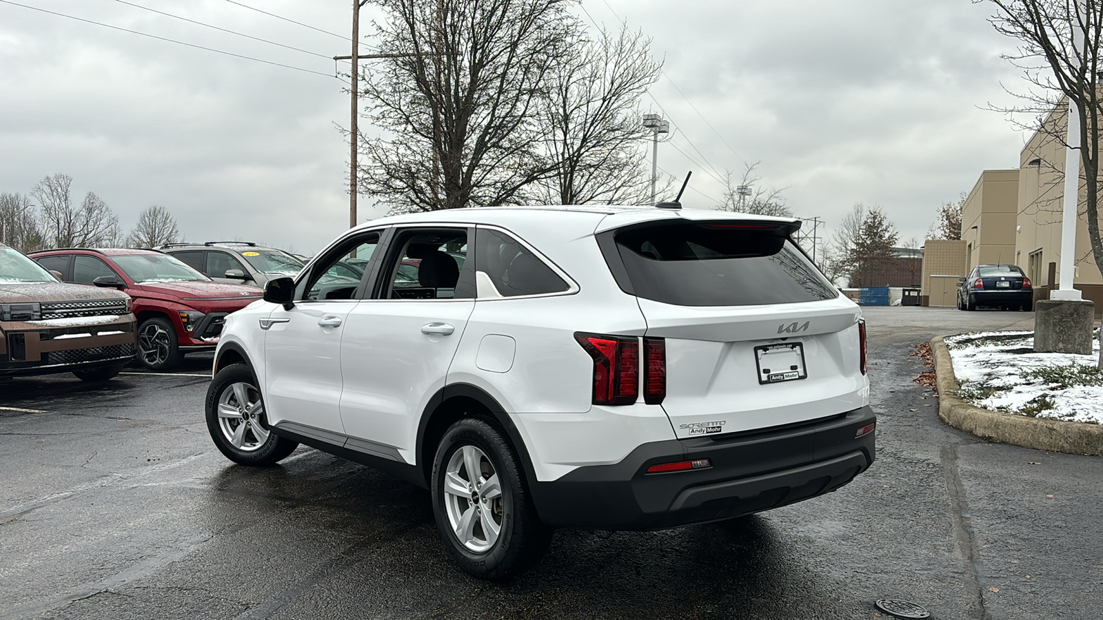 2023 Kia Sorento LX 5