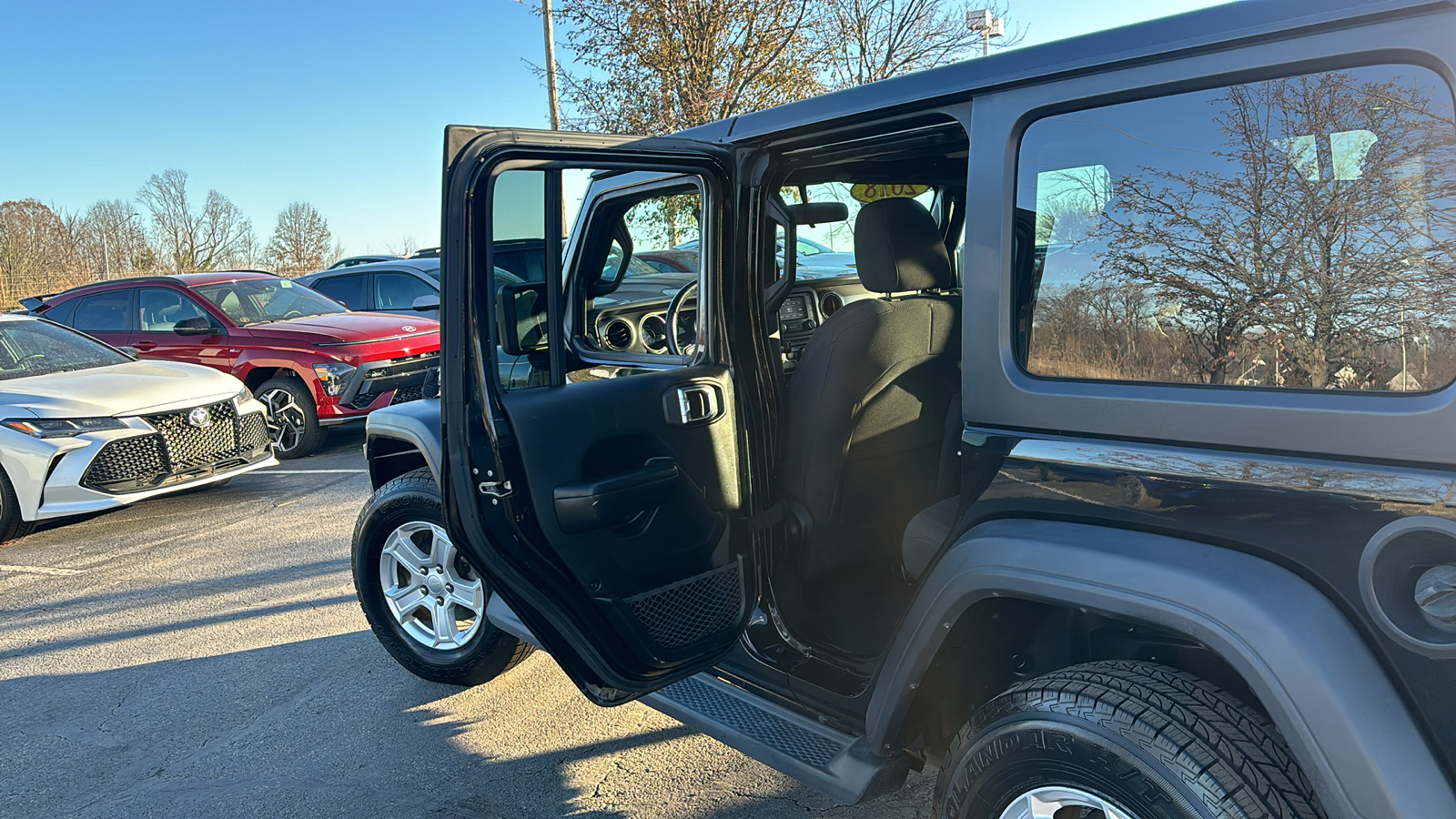 2018 Jeep Wrangler Unlimited Sport S 30