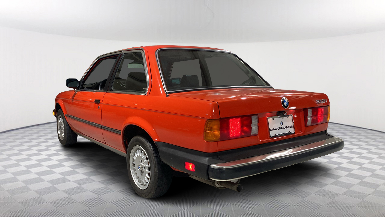 1984 BMW 318i  4
