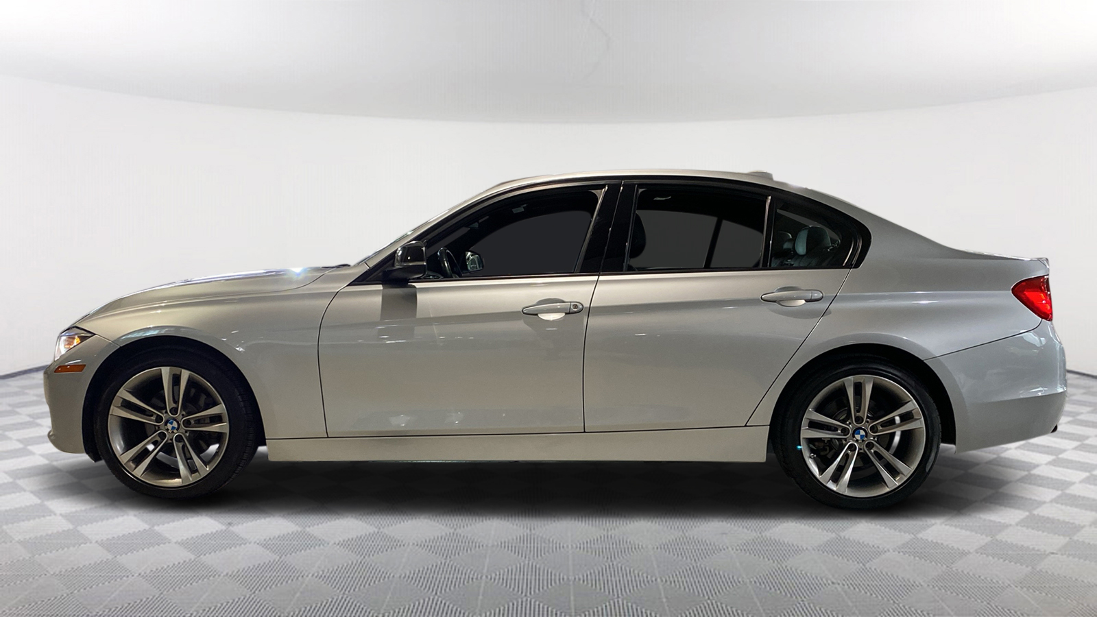 2014 BMW 3 Series 328i xDrive 3
