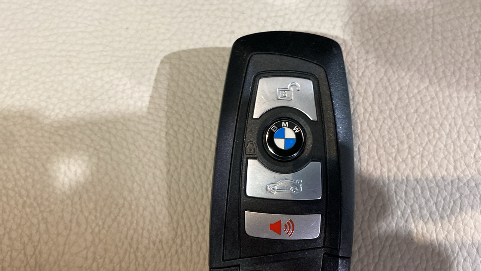 2018 BMW 3 Series 320i xDrive 32