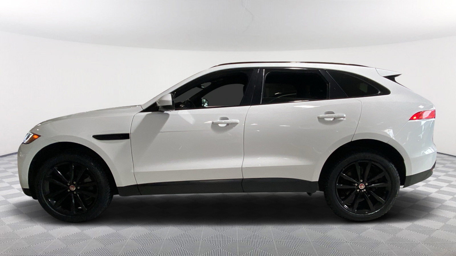 2019 Jaguar F-PACE 25t Prestige 3