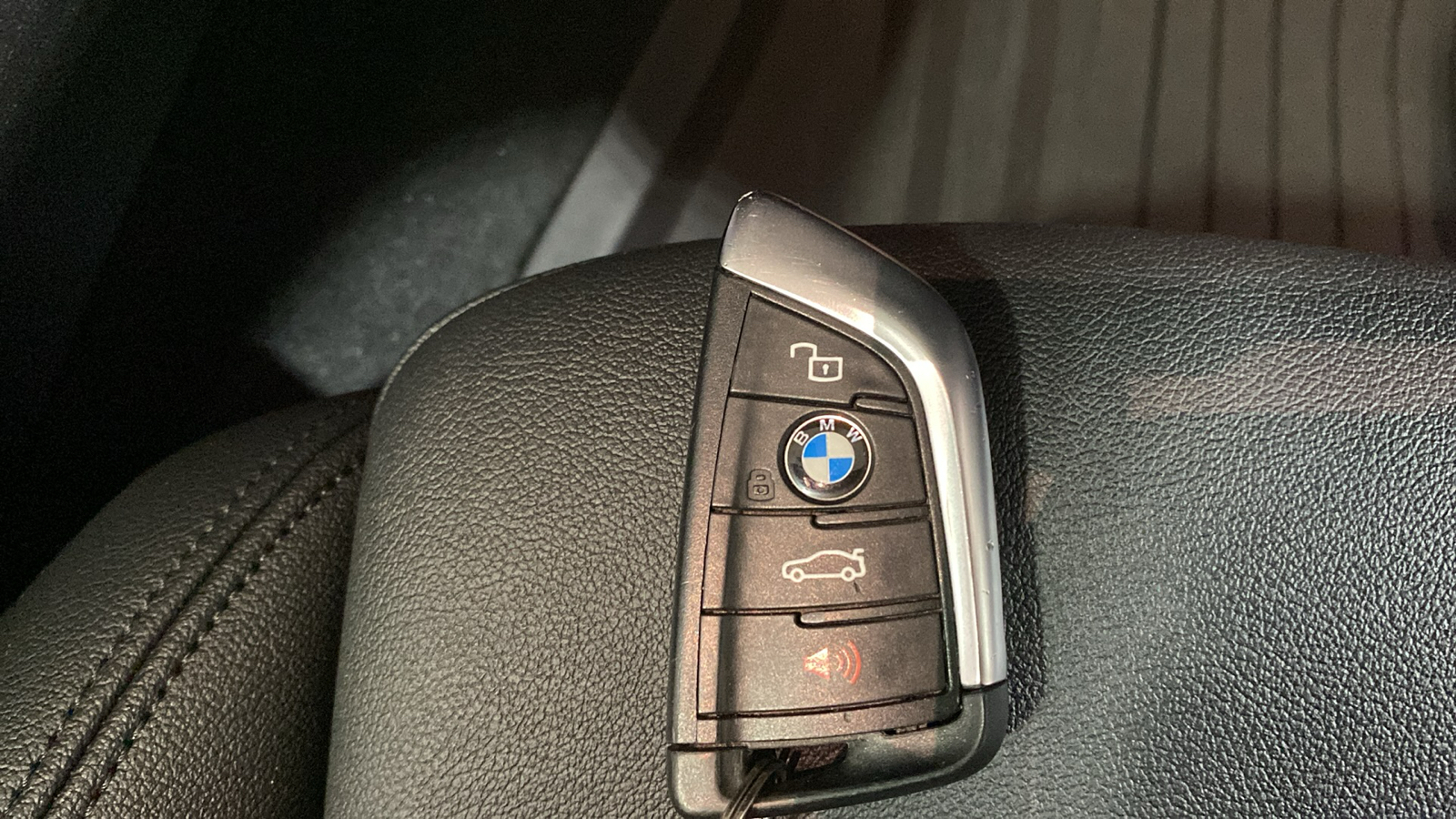 2021 BMW 3 Series 330i xDrive 32