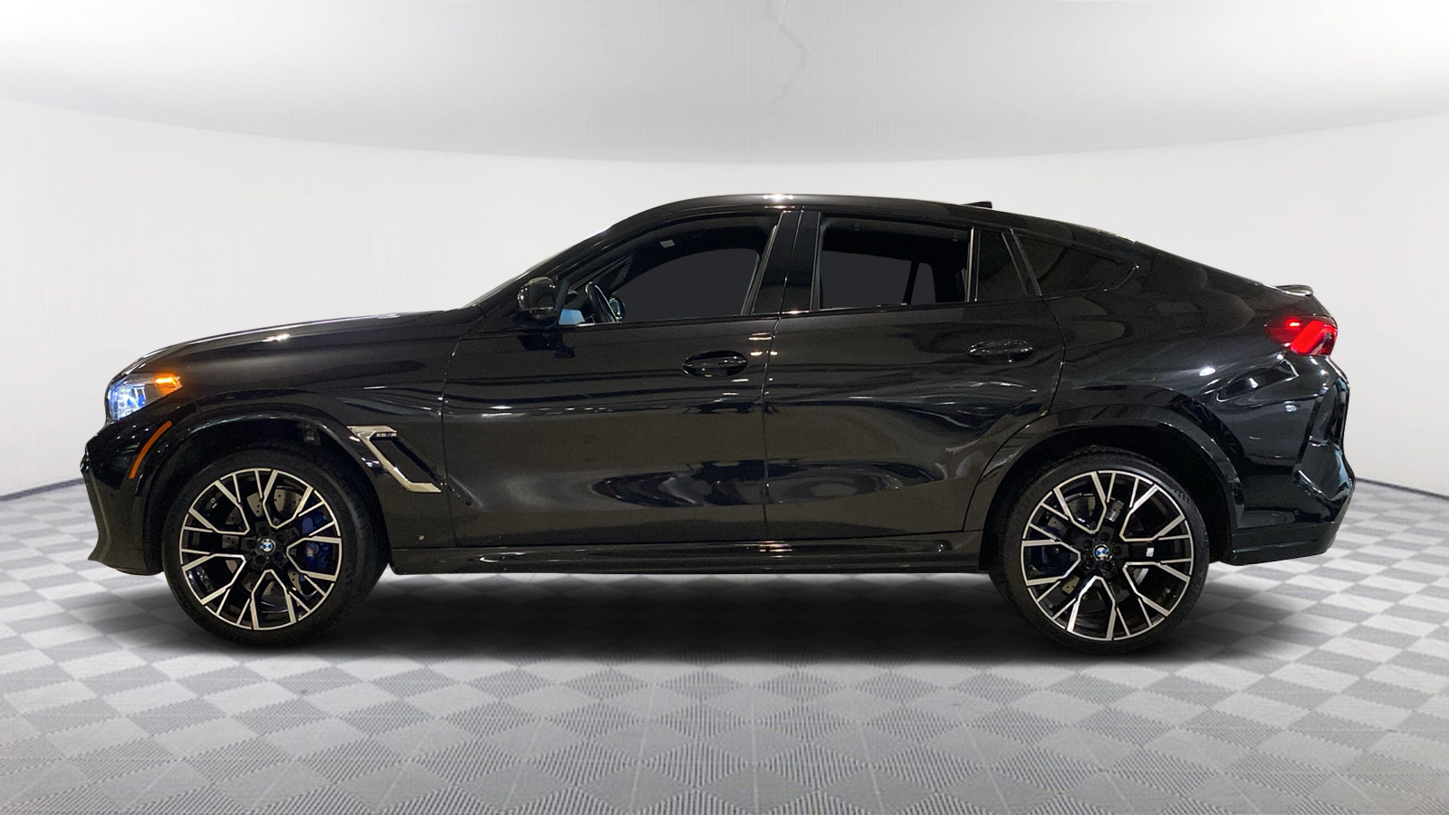 2022 BMW X6 M  3