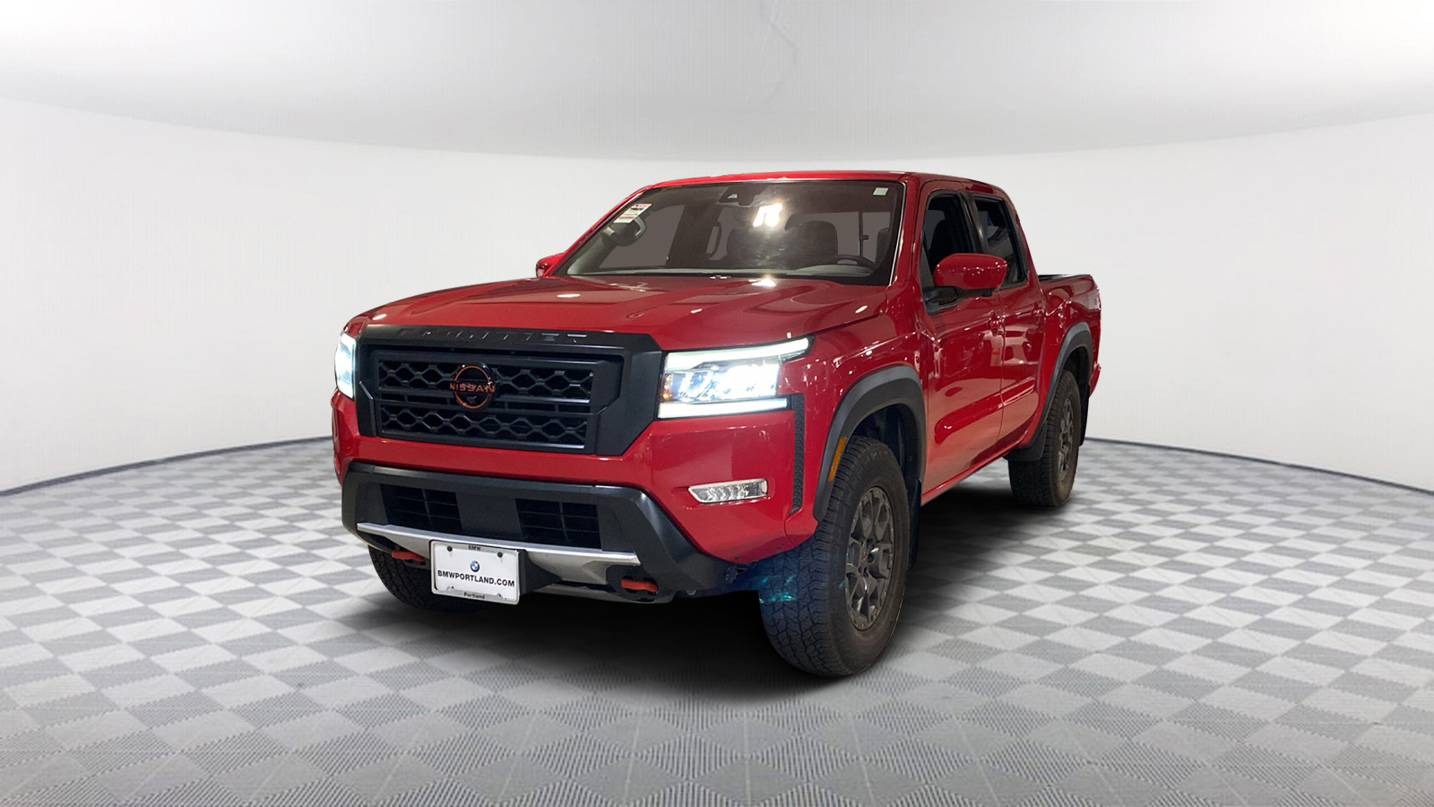 2022 Nissan Frontier PRO-4X Crew Cab 4x4 Auto 1