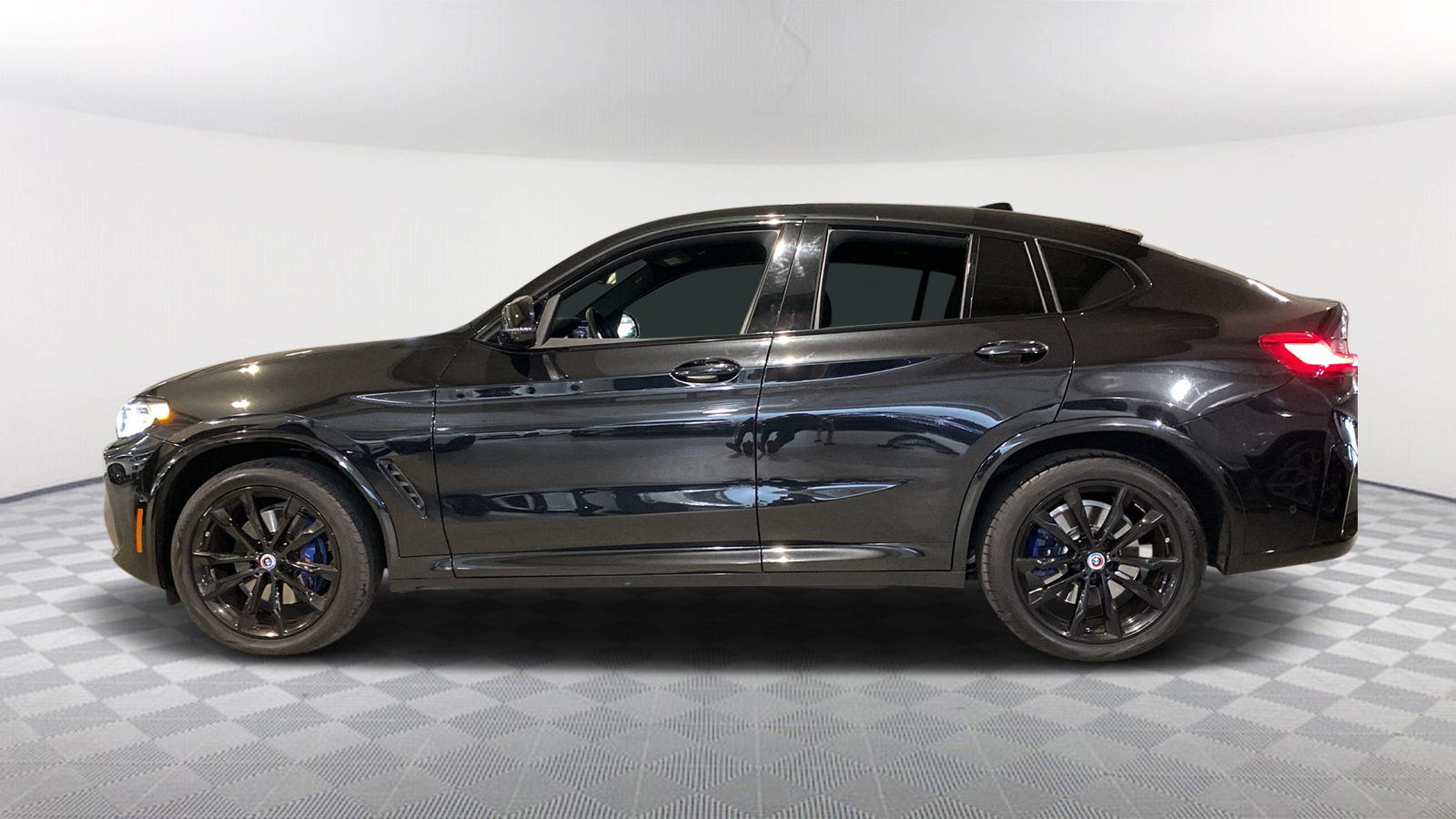 2023 BMW X4 M40i 3